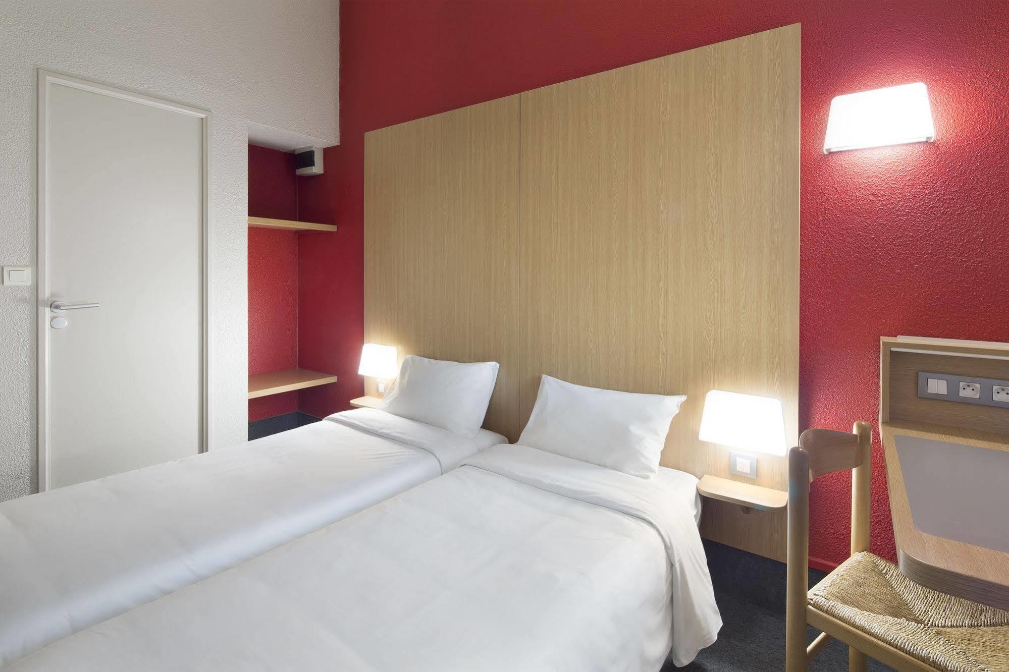 B&B Hotel Calais Coquelles Tunnel Sous La Manche Exterior photo